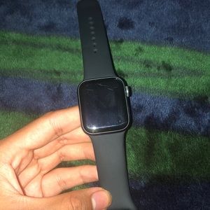 Comes with charger too